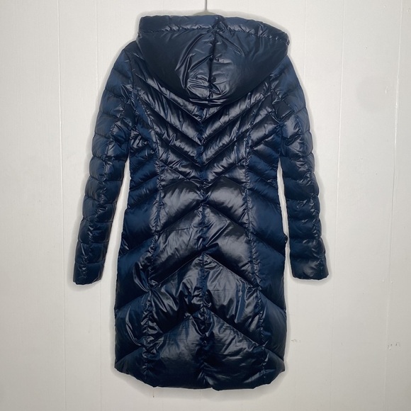T Tahari Women's Blue Long Puffer Jacket Down-Filled Lightweight size Small - Picture 6 of 10